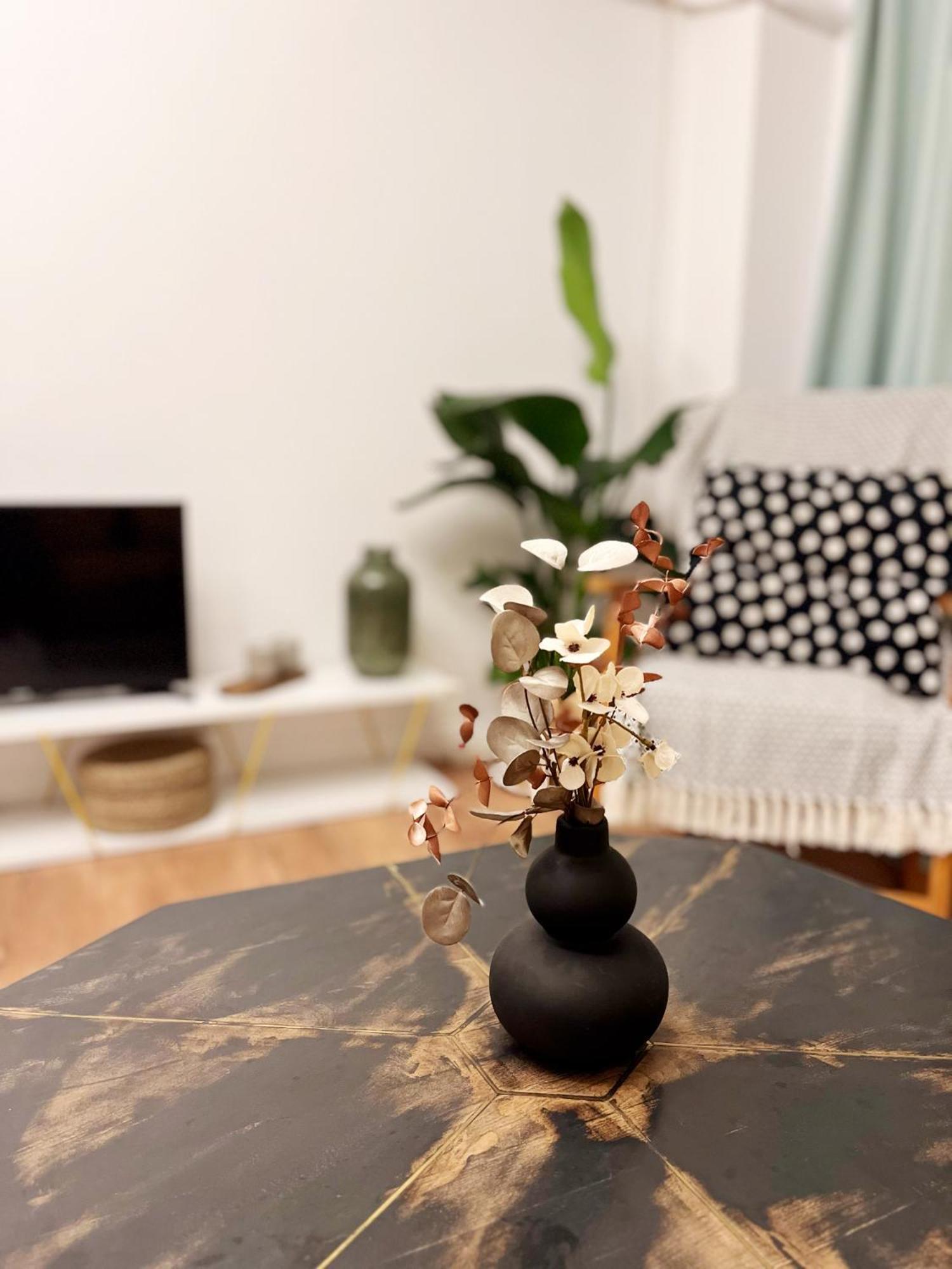 Lola'S Apartament Close To City Center บูคาเรสต์ ภายนอก รูปภาพ