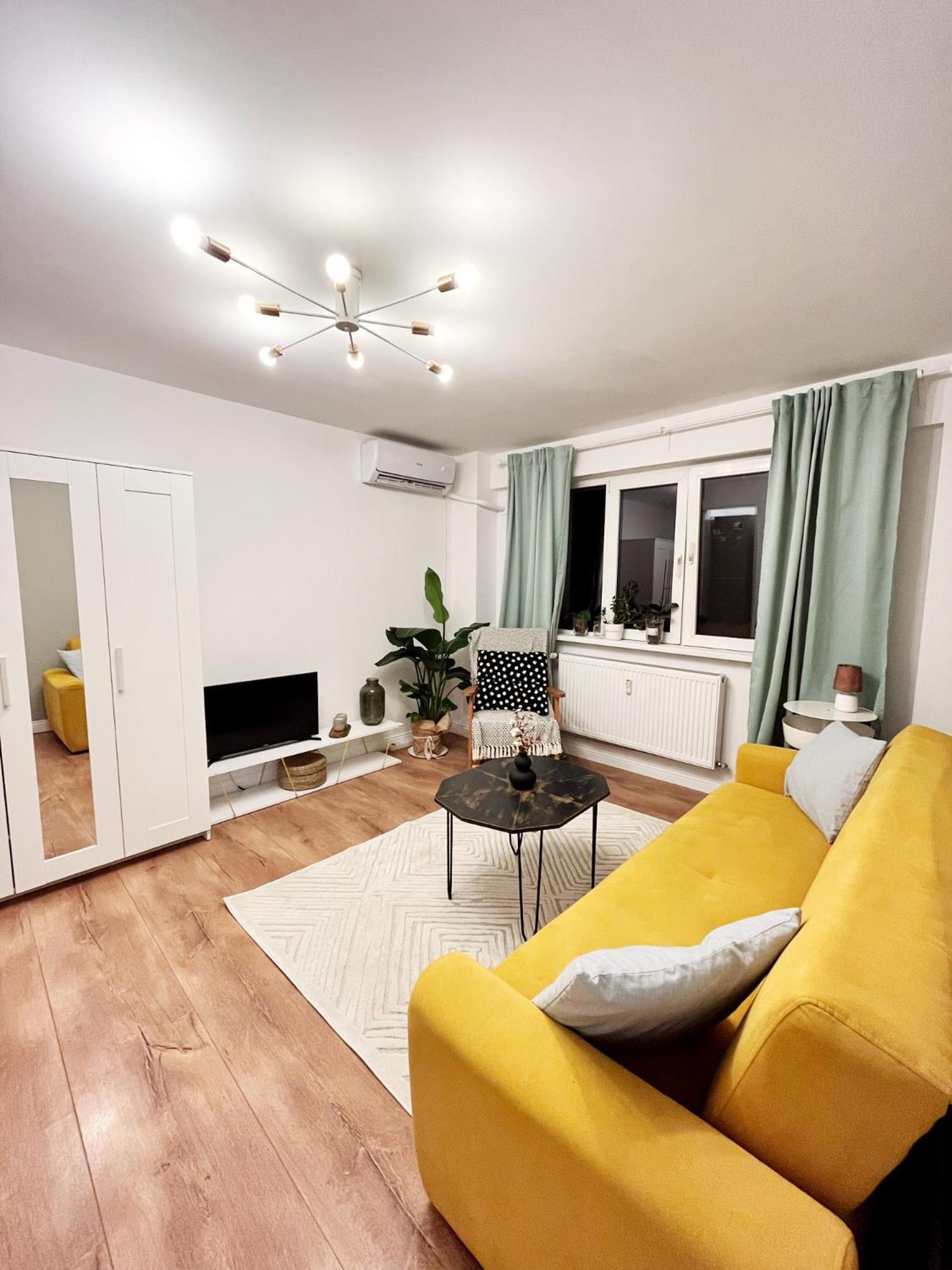 Lola'S Apartament Close To City Center บูคาเรสต์ ภายนอก รูปภาพ